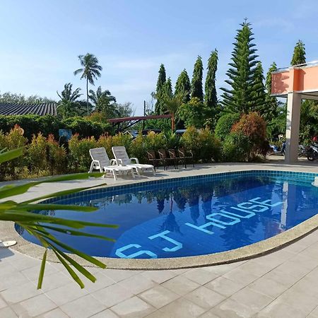 Sj House Hotel Aonang Ban Khlong Haeng Exterior photo