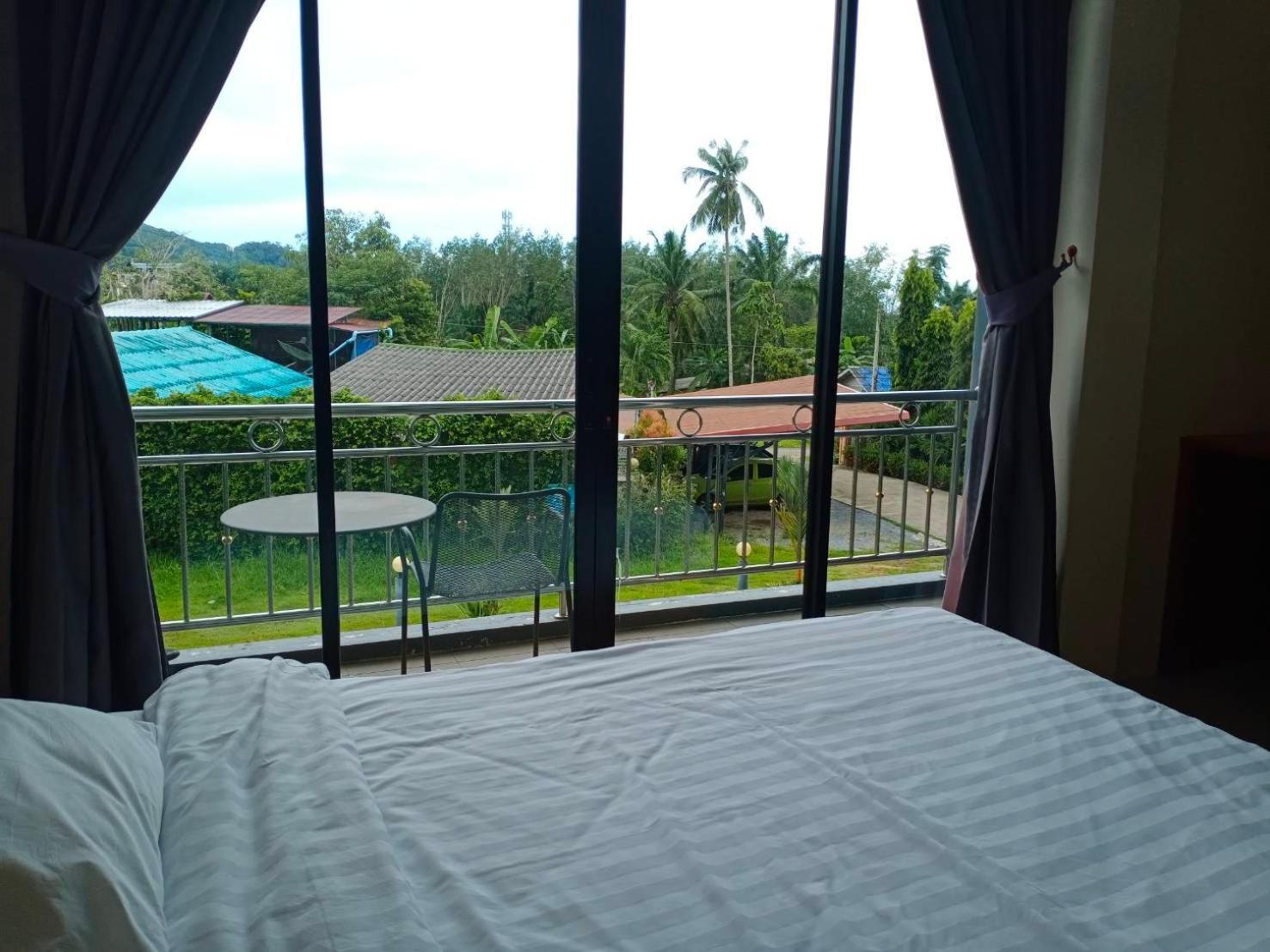 Sj House Hotel Aonang Ban Khlong Haeng Exterior photo